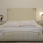 Apartman Krisztina 21 *