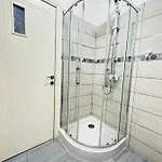 Krisztina 21 *