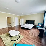 Krisztina 21 * Budapest
