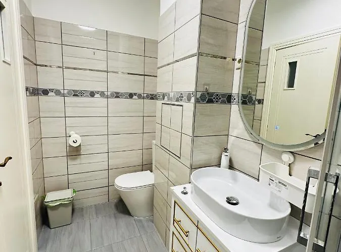Krisztina 21 *